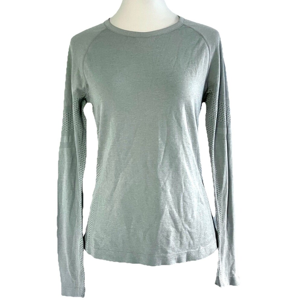 Figs Salta Seamless Long Sleeve Underscrub Shirt Light Gray Womens sz M